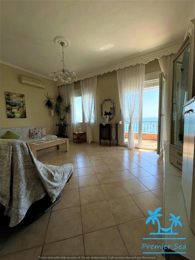 Oikos Poseidonas Apartment Palaiontsiflikion Exterior photo